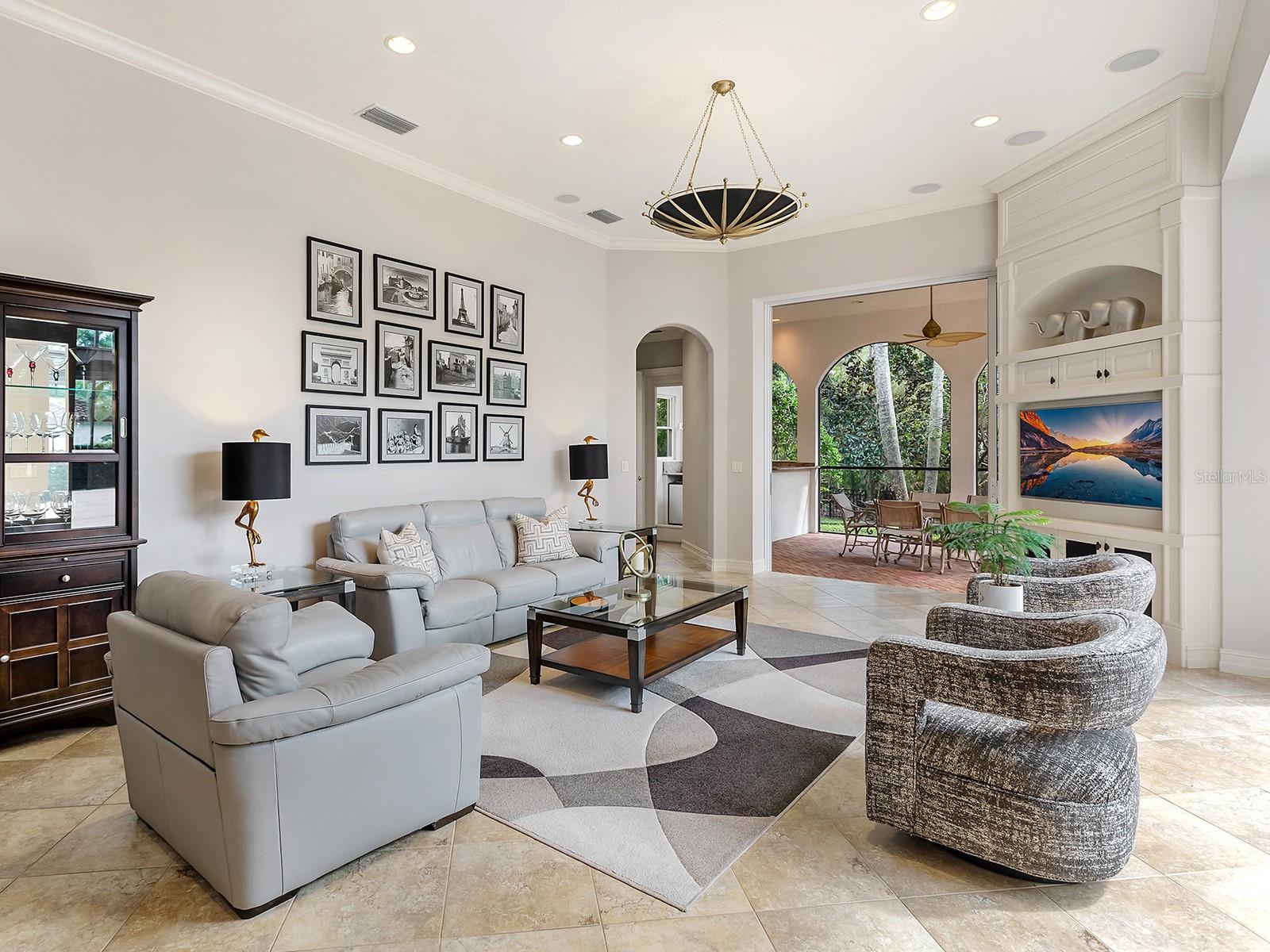 A4667478 Property Photo