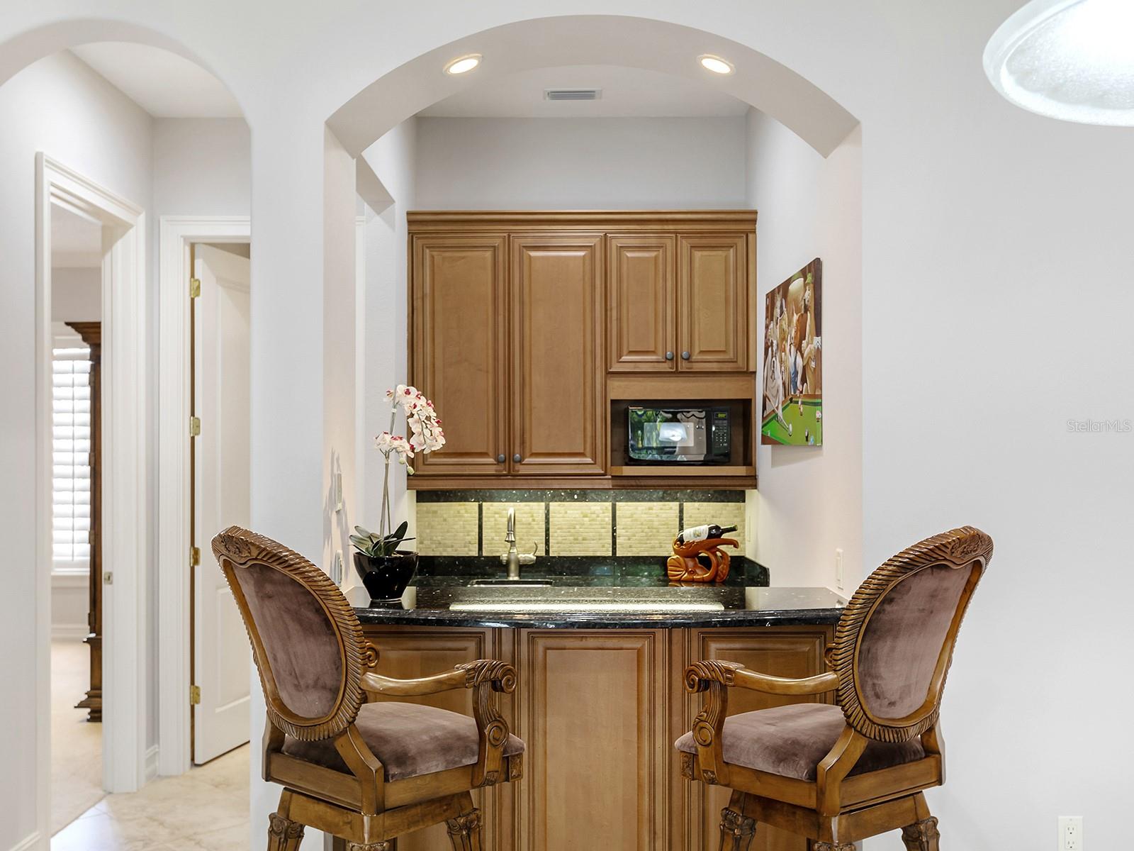 A4667478 Property Photo