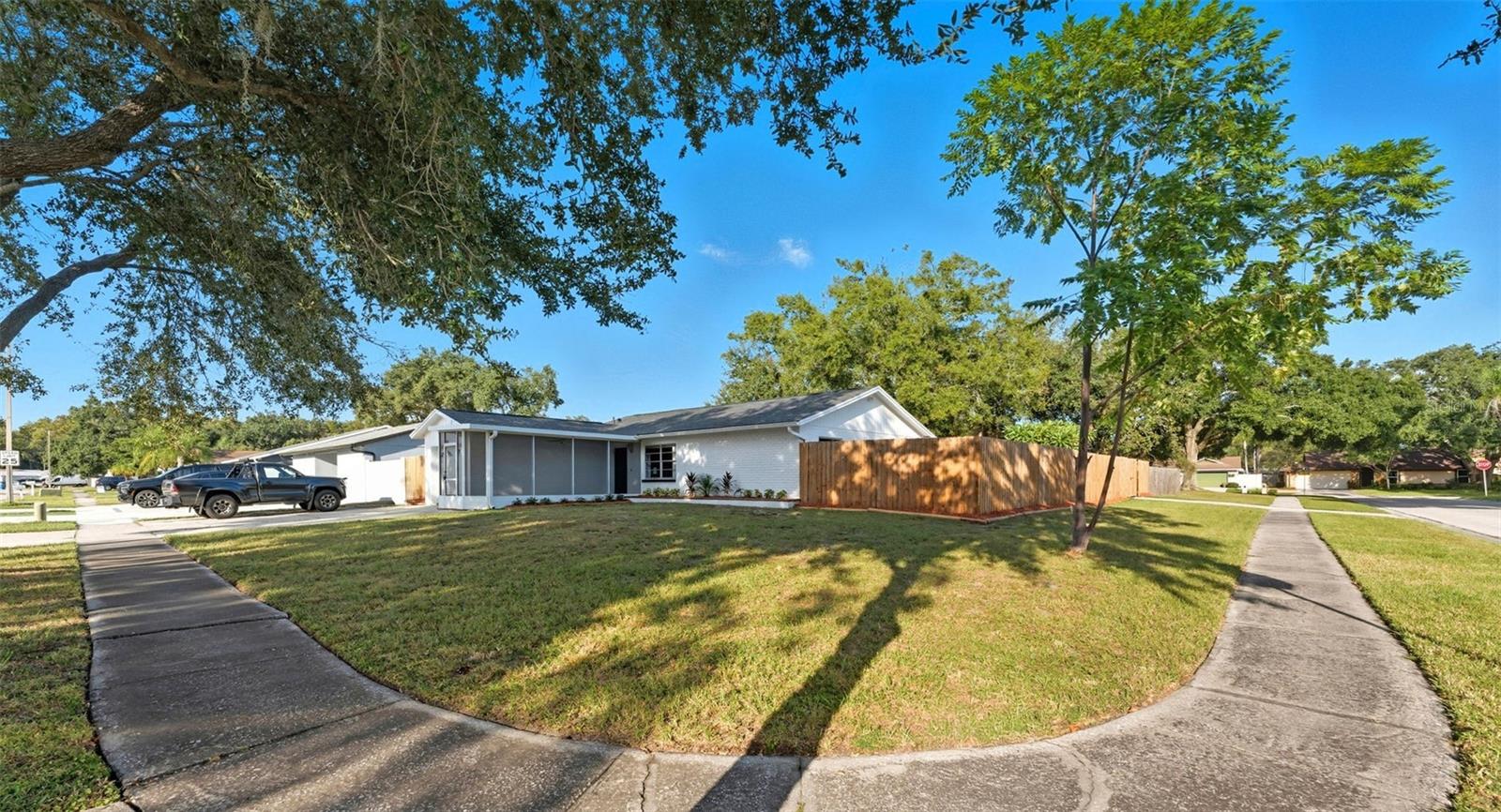 13901 PATHFINDER DR, TAMPA, FL, 33625