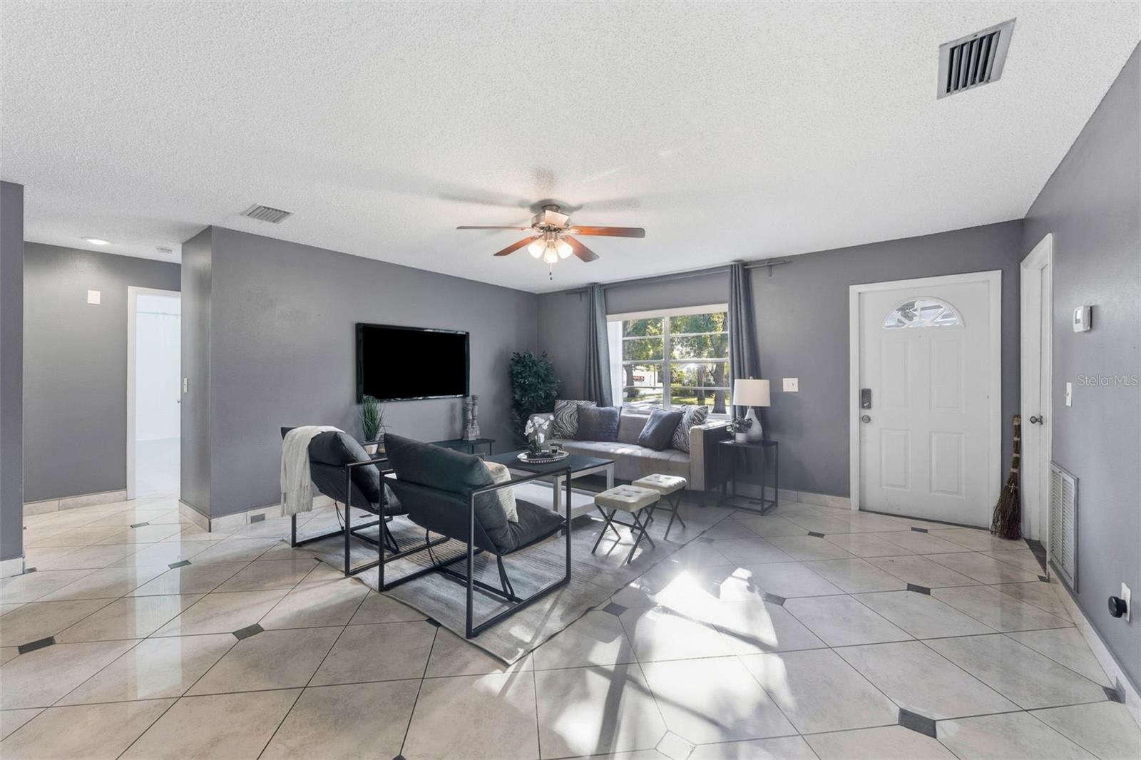 13901 PATHFINDER DR, TAMPA, FL, 33625