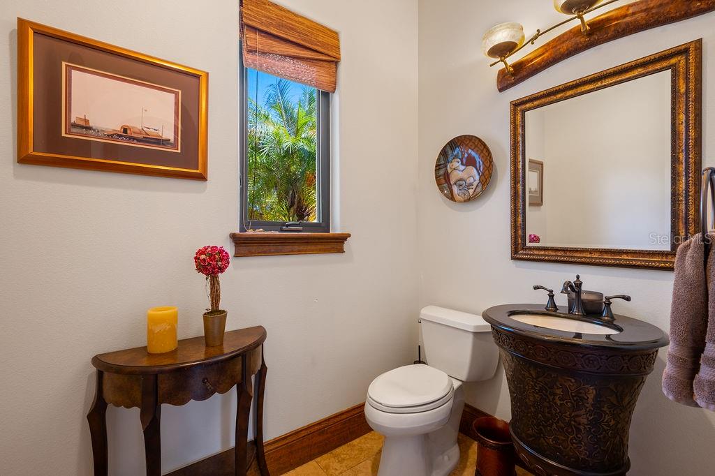 O6350037 Property Photo