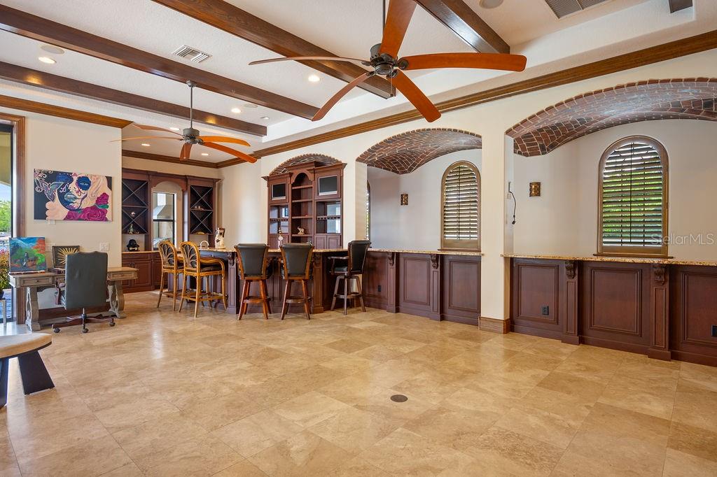 O6350037 Property Photo