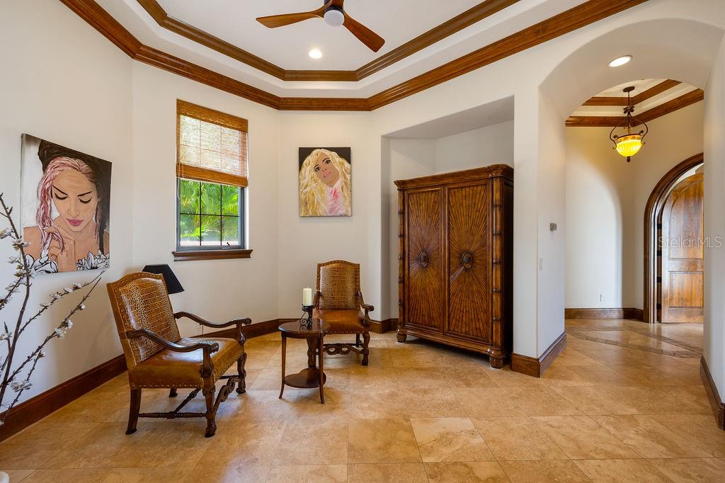 O6350037 Property Photo