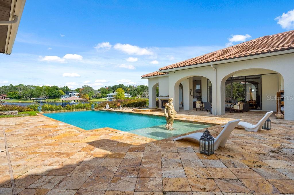 O6350037 Property Photo