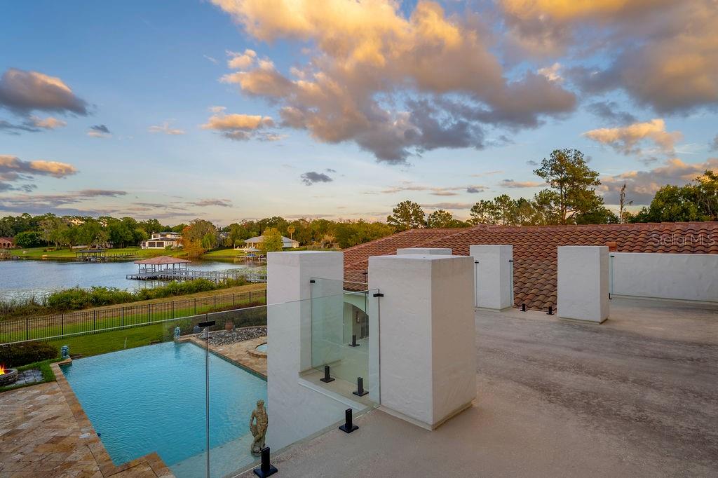 O6350037 Property Photo