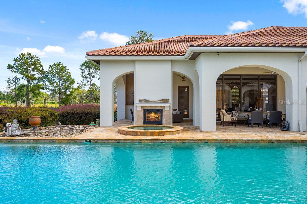 O6350037 Property Photo