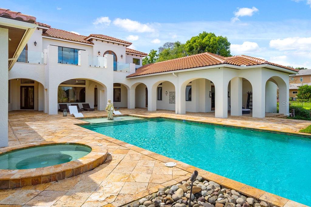 O6350037 Property Photo