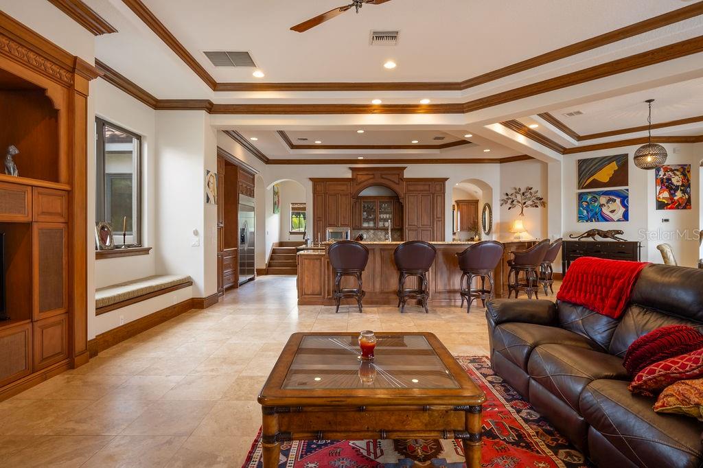 O6350037 Property Photo