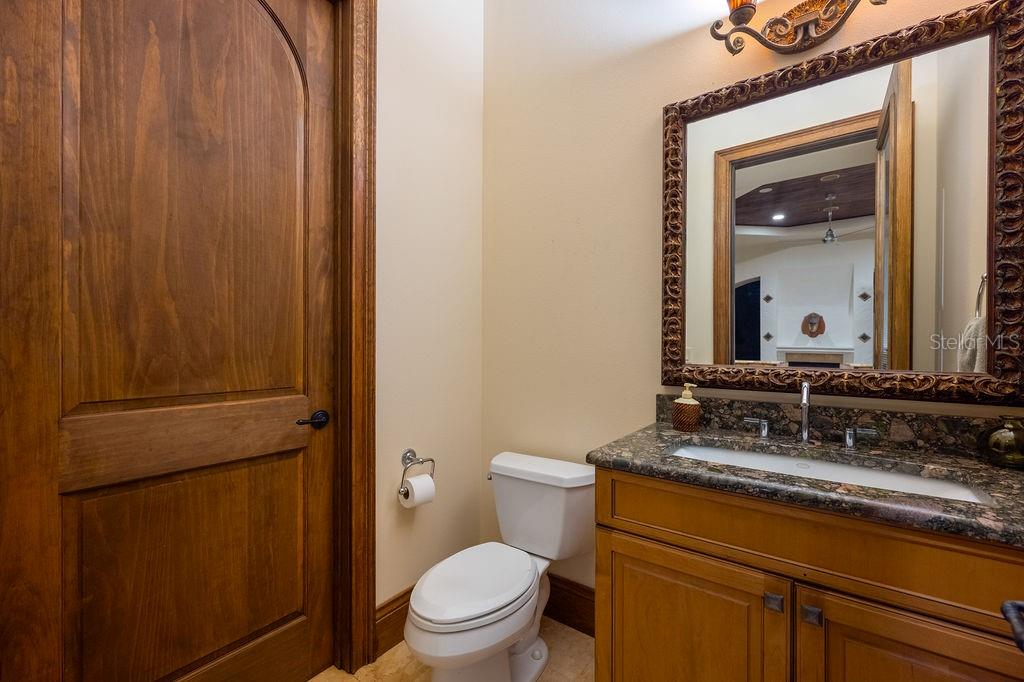 O6350037 Property Photo