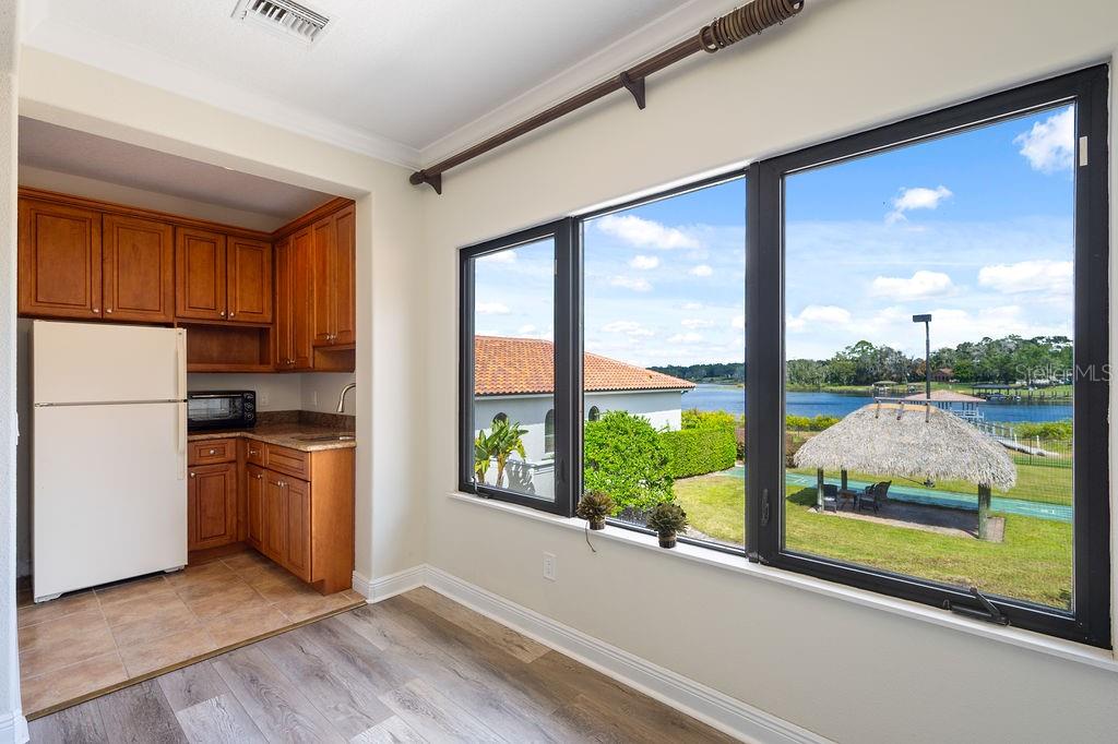 O6350037 Property Photo