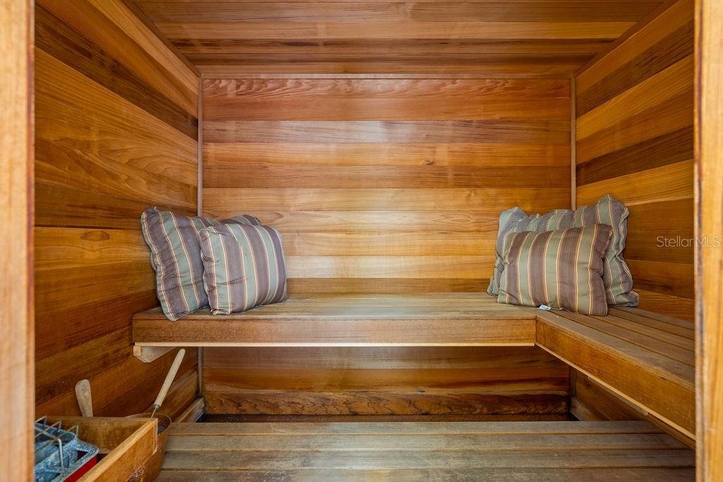 O6350037 Property Photo