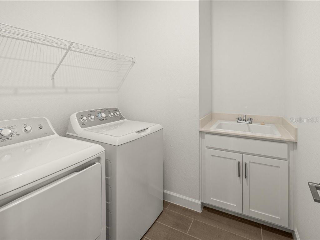 7875 LAKES EDGE LN, PORT CHARLOTTE, FL, 33981