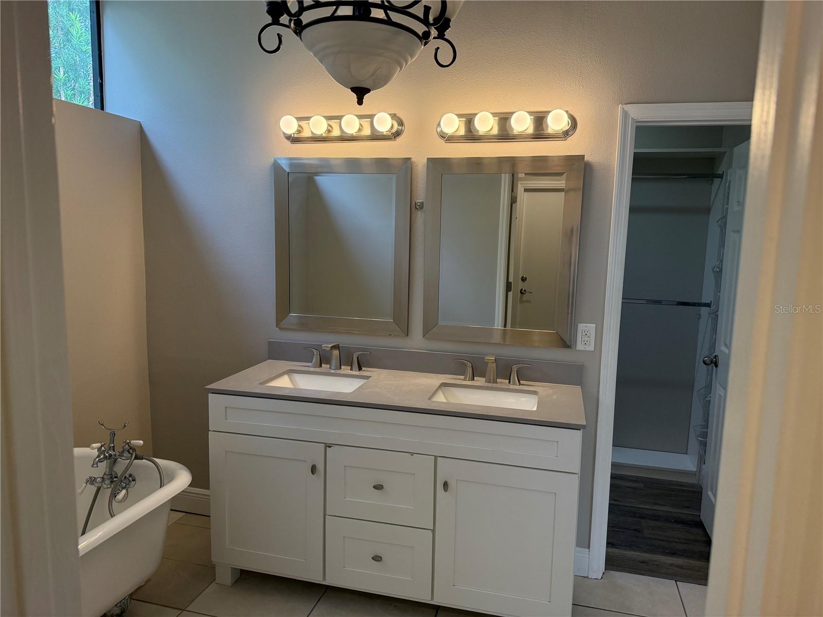 8123 MARCELLA DR, ORLANDO, FL, 32836