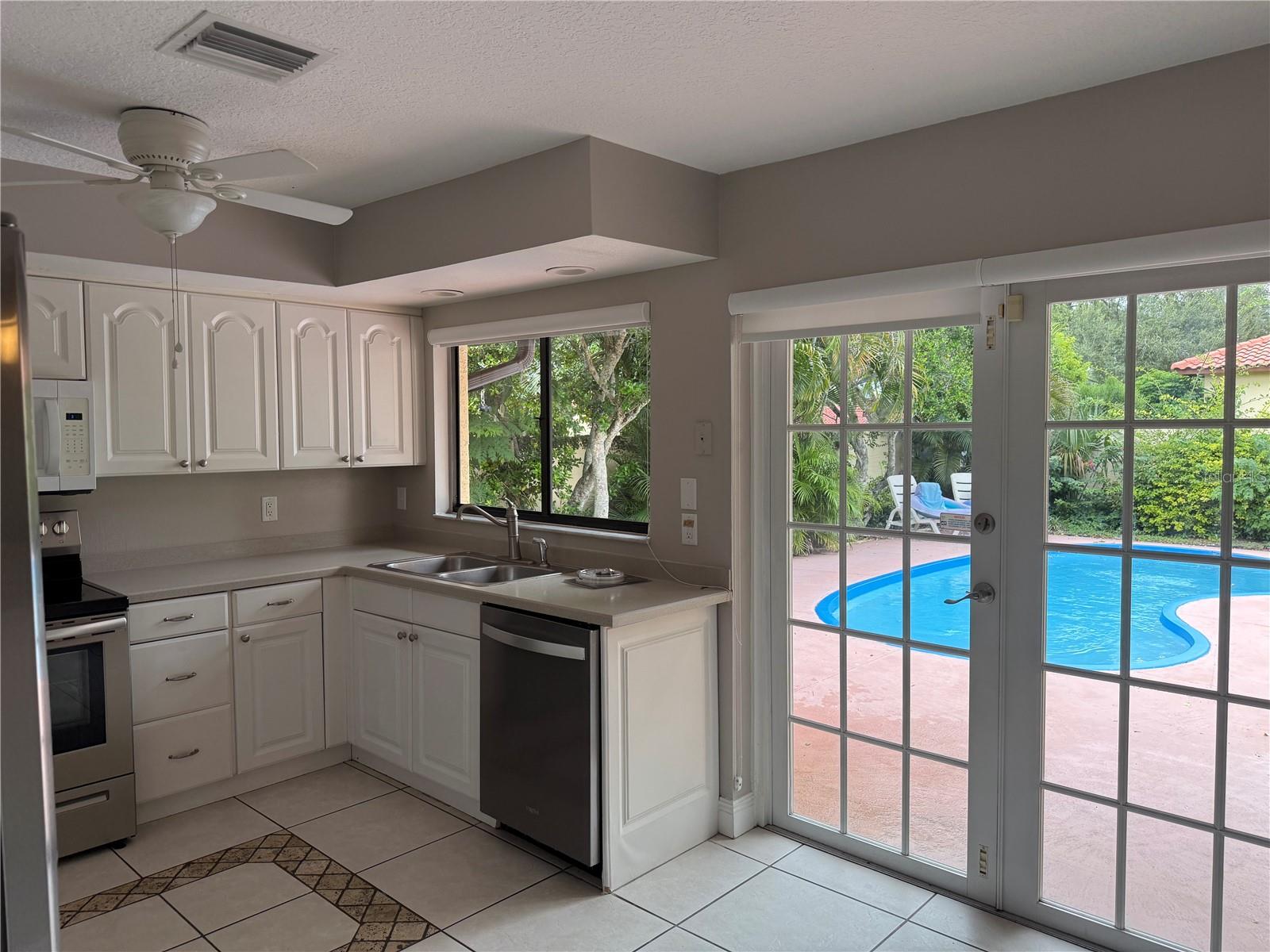 8123 MARCELLA DR, ORLANDO, FL, 32836