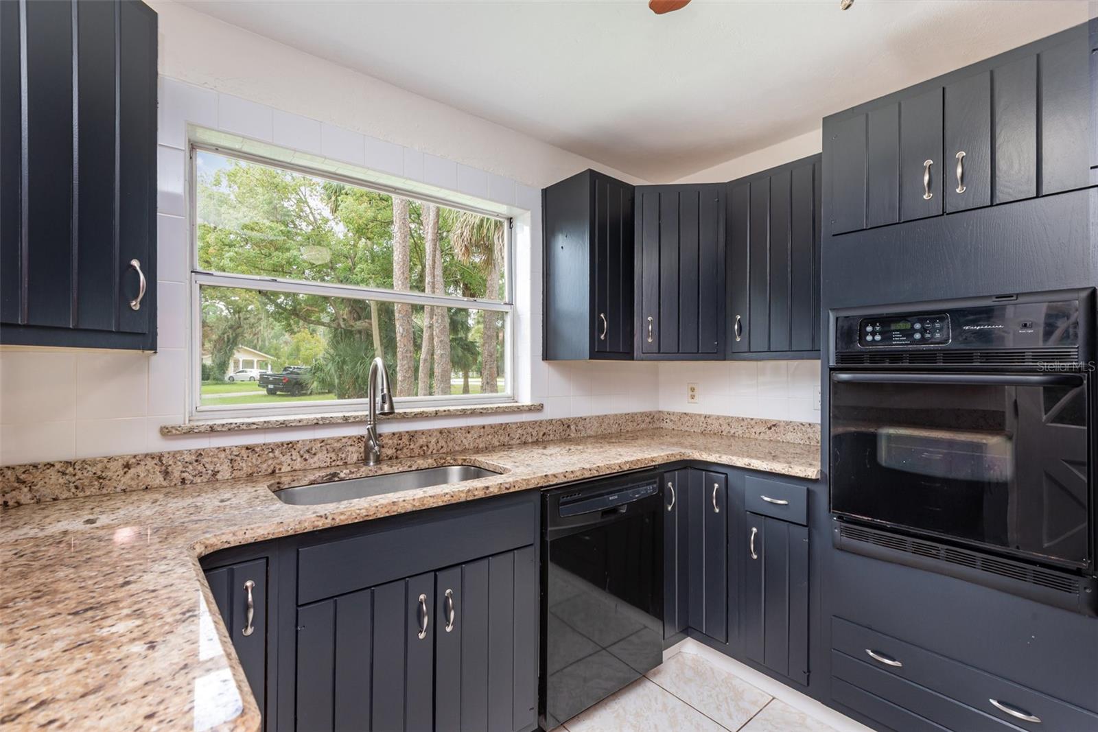 215 PONCE DE LEON BLVD, DAYTONA BEACH, FL, 32114