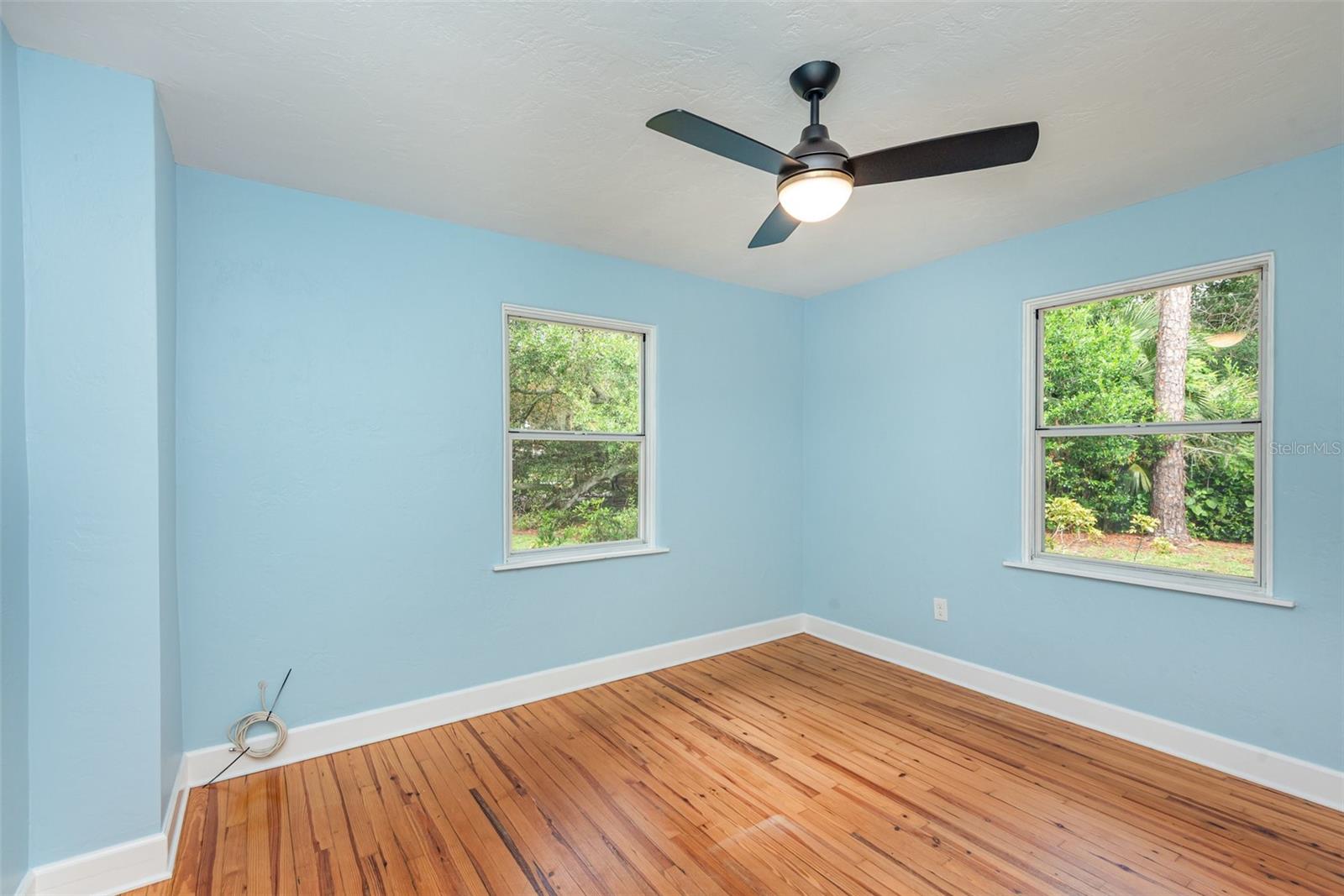 215 PONCE DE LEON BLVD, DAYTONA BEACH, FL, 32114