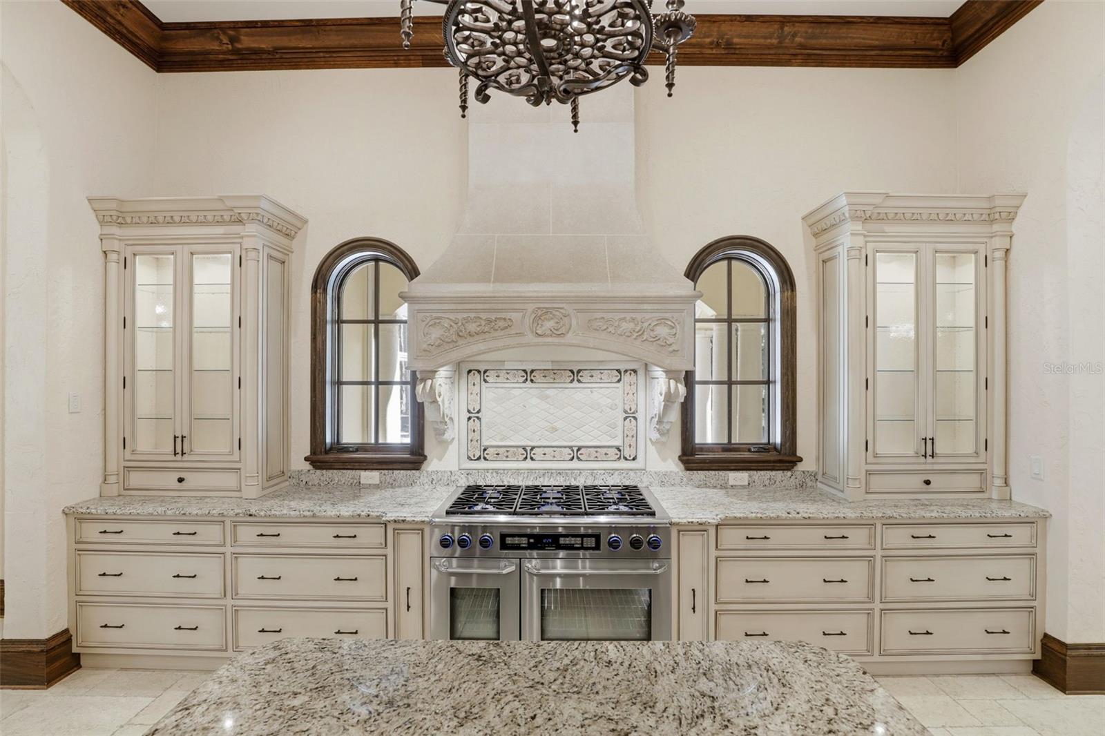 O6350054 Property Photo