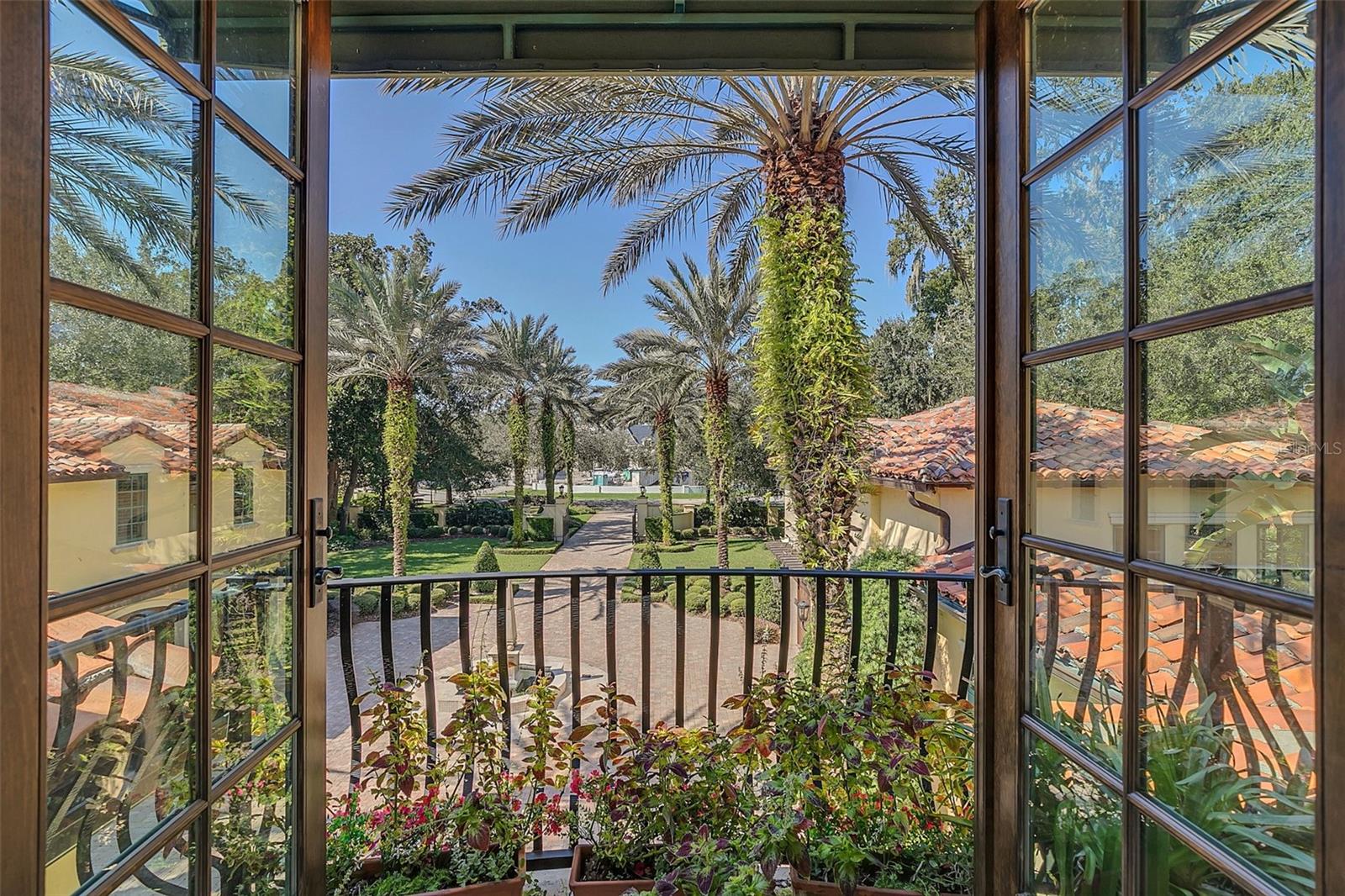 O6350054 Property Photo