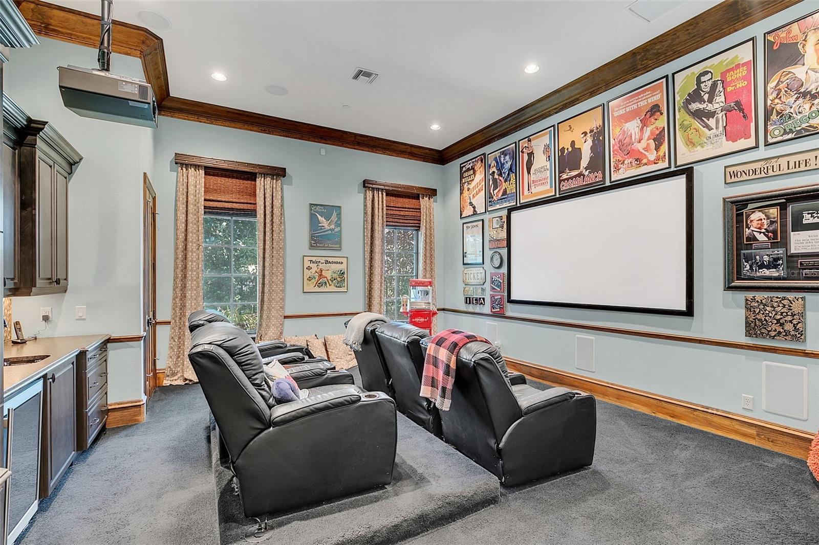 O6350054 Property Photo