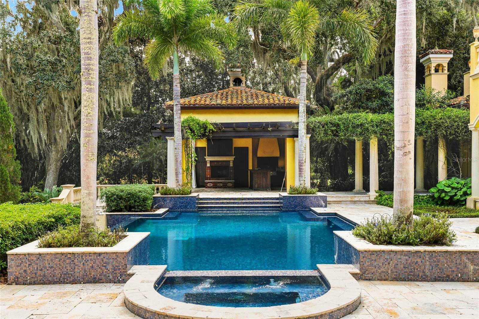 O6350054 Property Photo