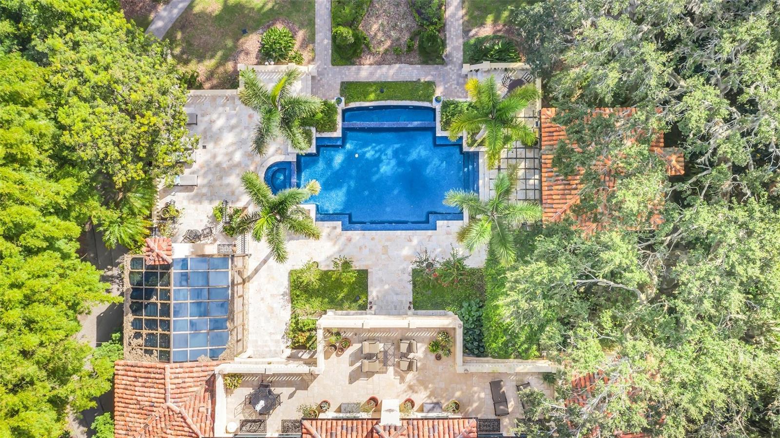 O6350054 Property Photo