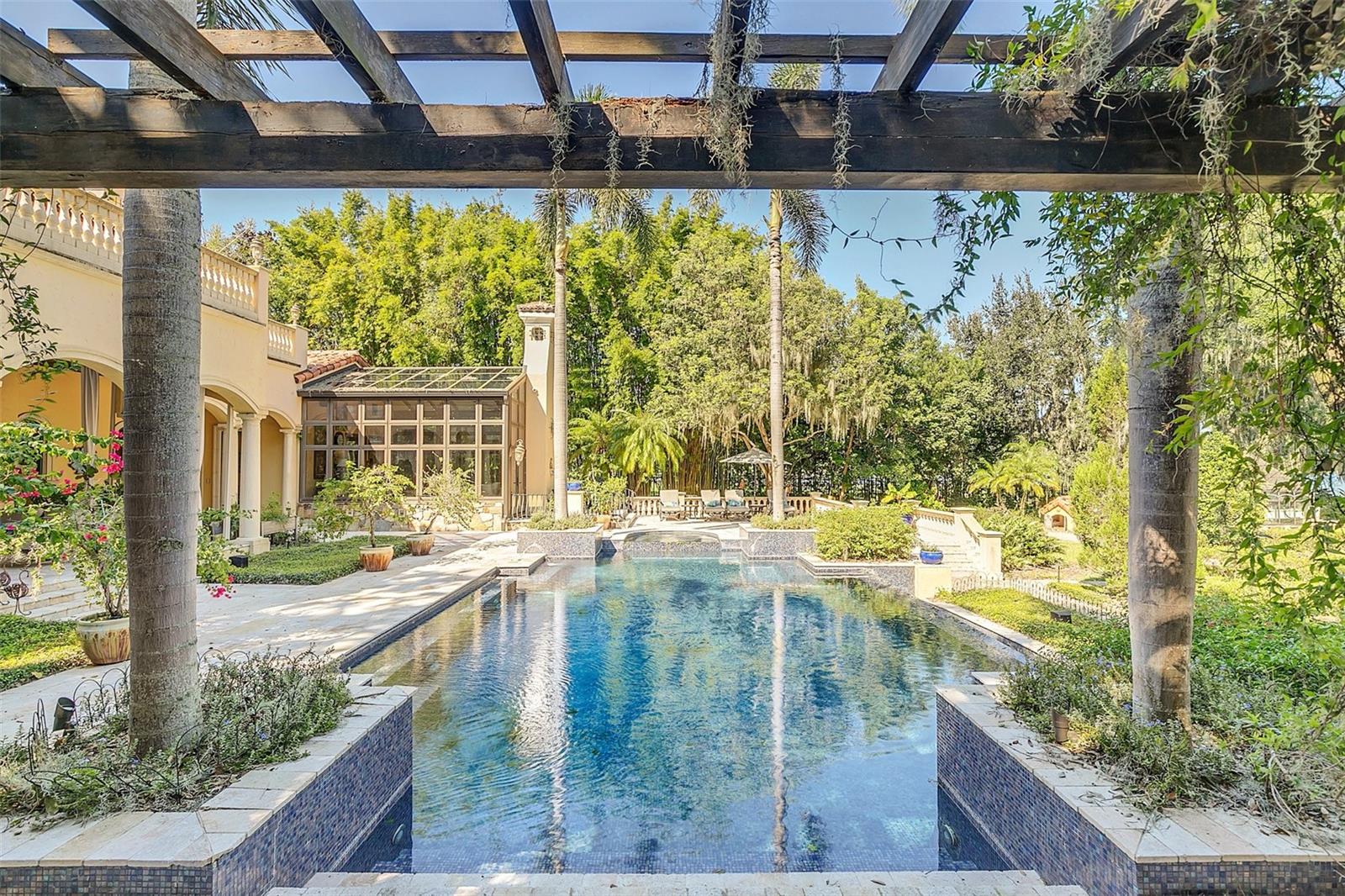 O6350054 Property Photo