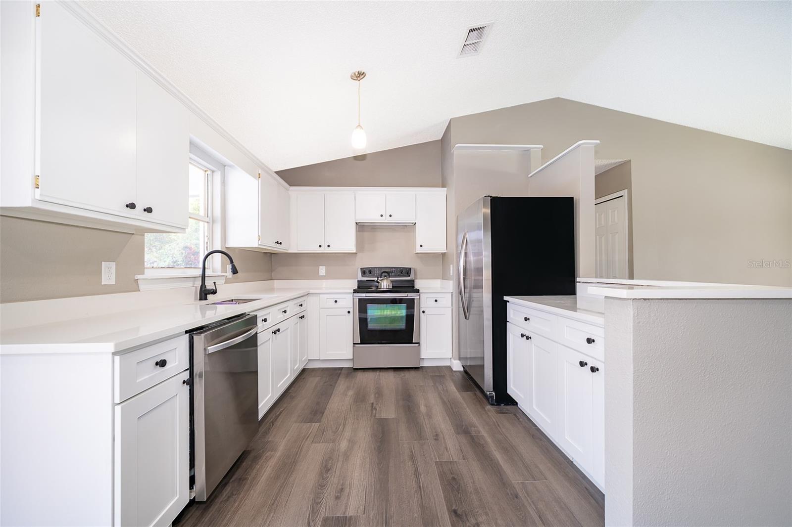 2690 GRAMERCY DR, DELTONA, FL, 32738