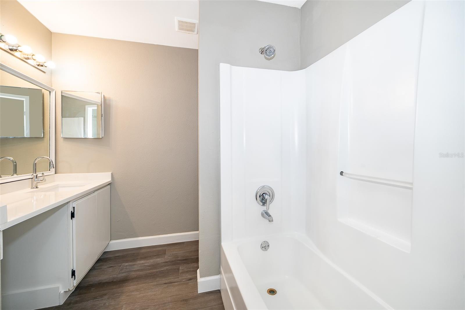 2690 GRAMERCY DR, DELTONA, FL, 32738