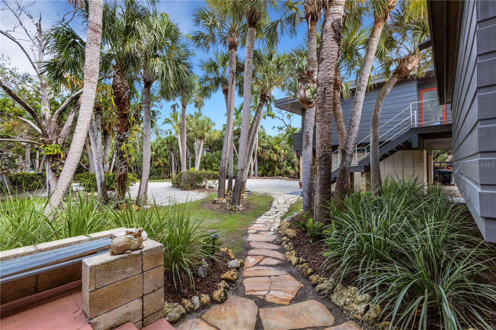 62 SANDY HOOK RD S, SARASOTA, FL, 34242