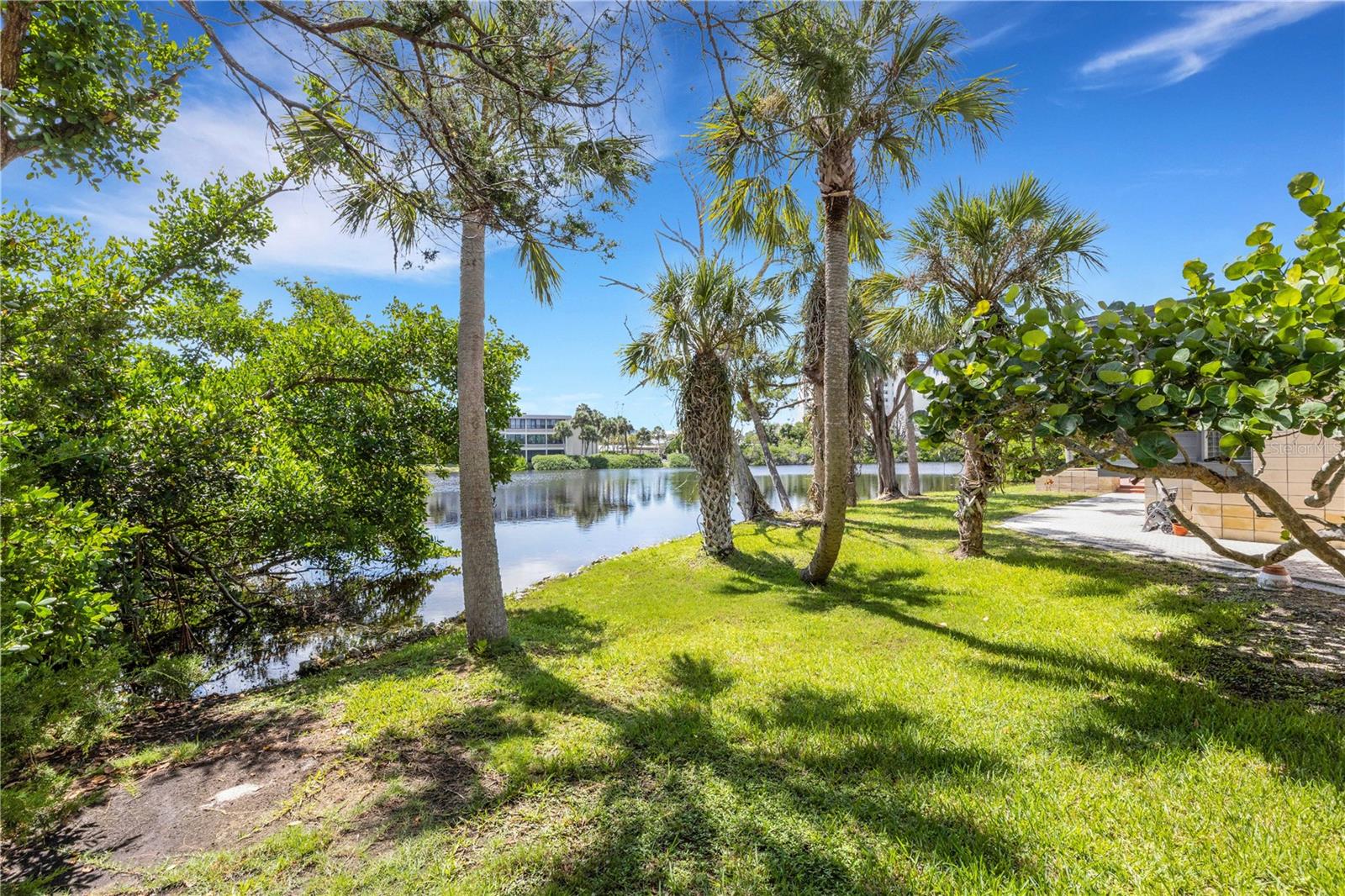62 SANDY HOOK RD S, SARASOTA, FL, 34242