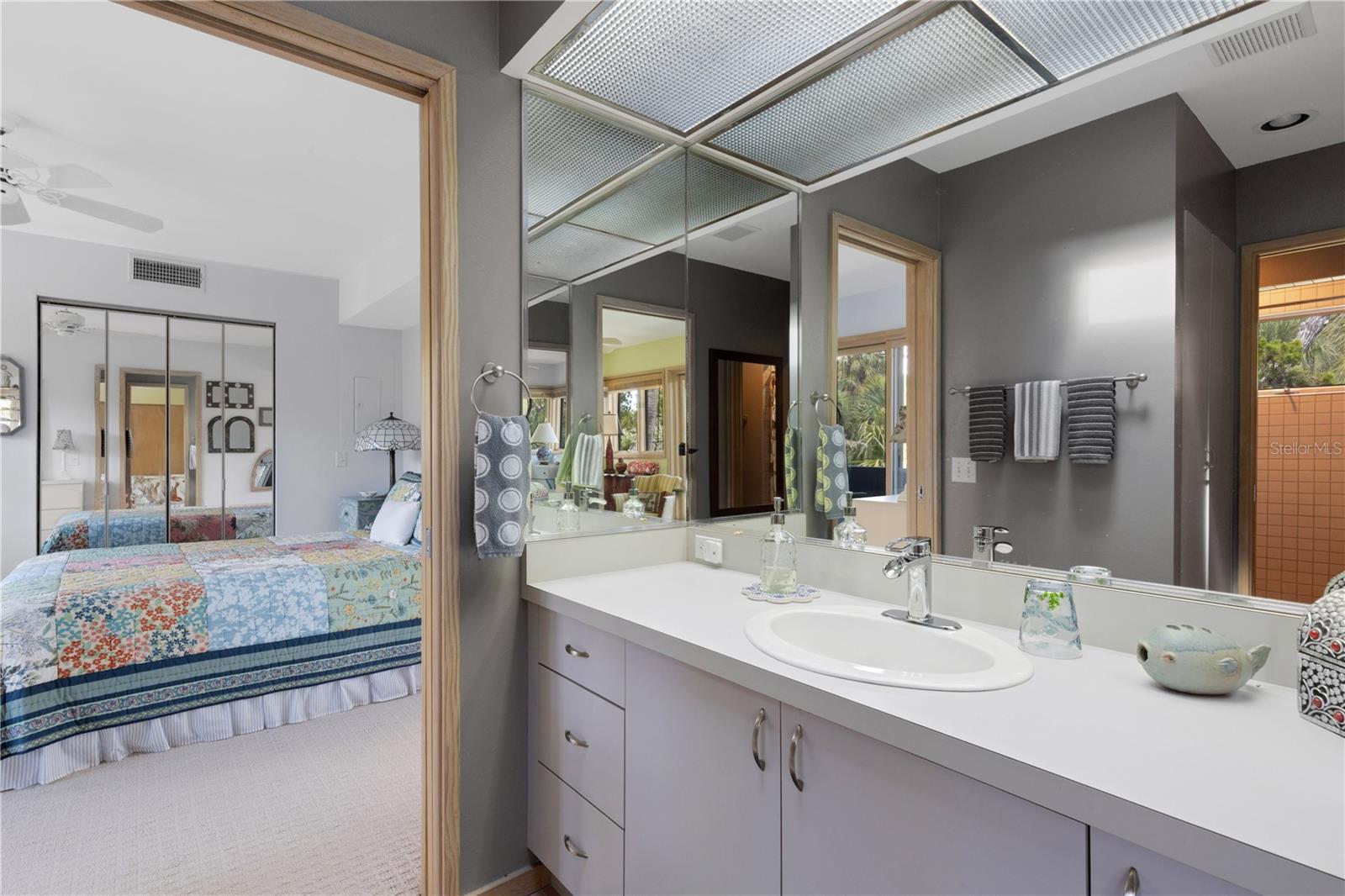 62 SANDY HOOK RD S, SARASOTA, FL, 34242