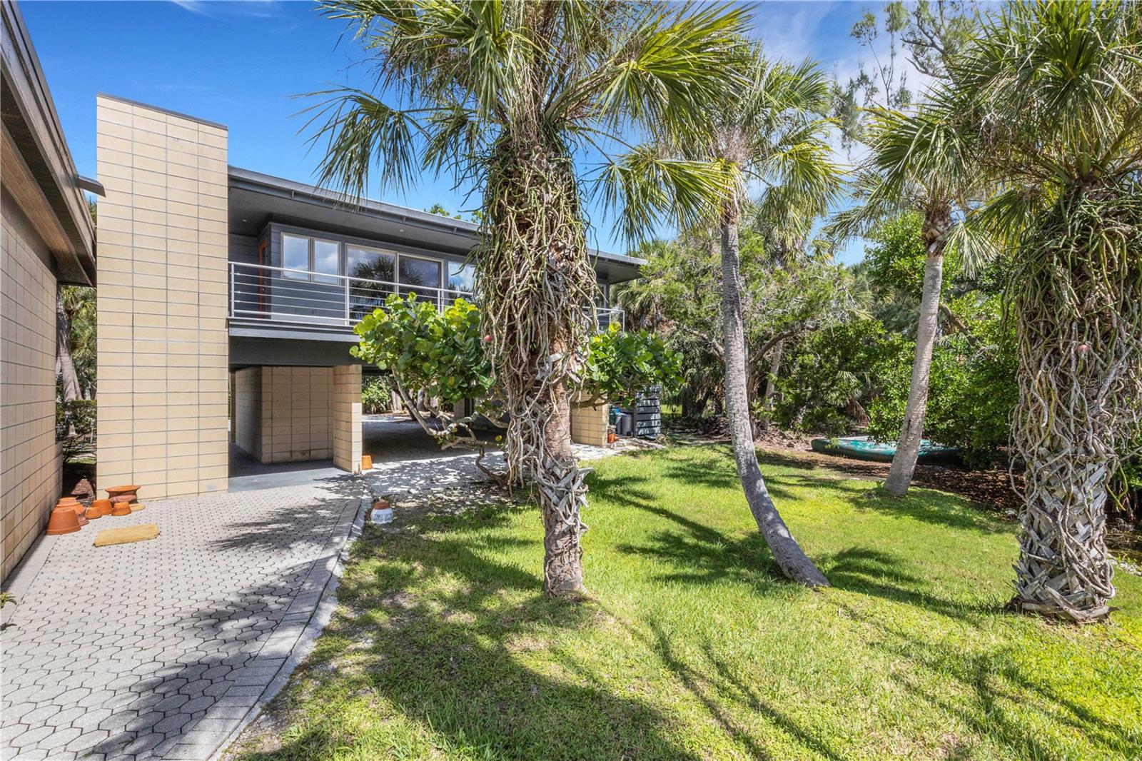 62 SANDY HOOK RD S, SARASOTA, FL, 34242