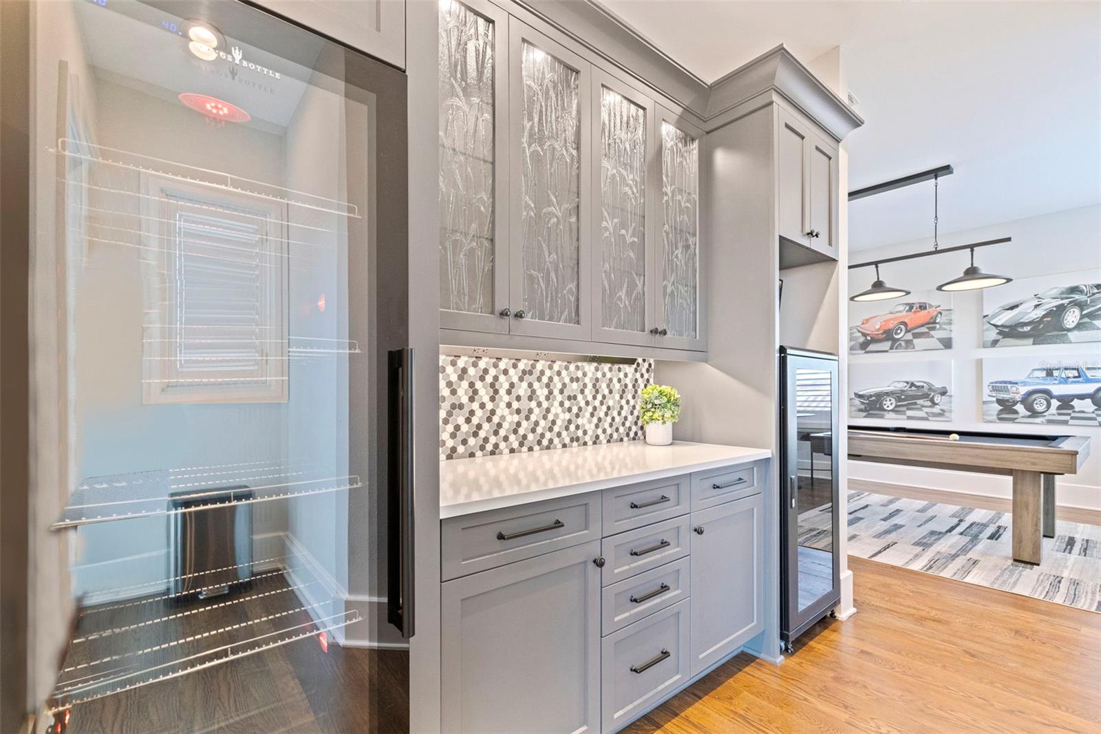 TB8434995 Property Photo