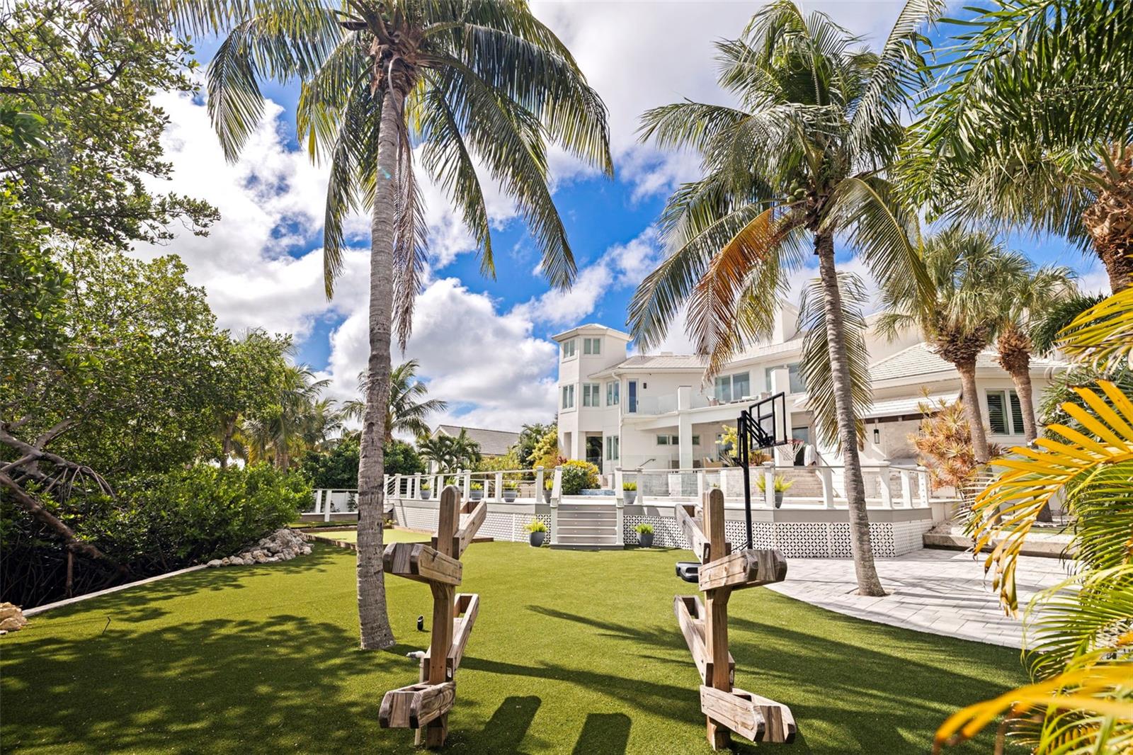 TB8434995 Property Photo