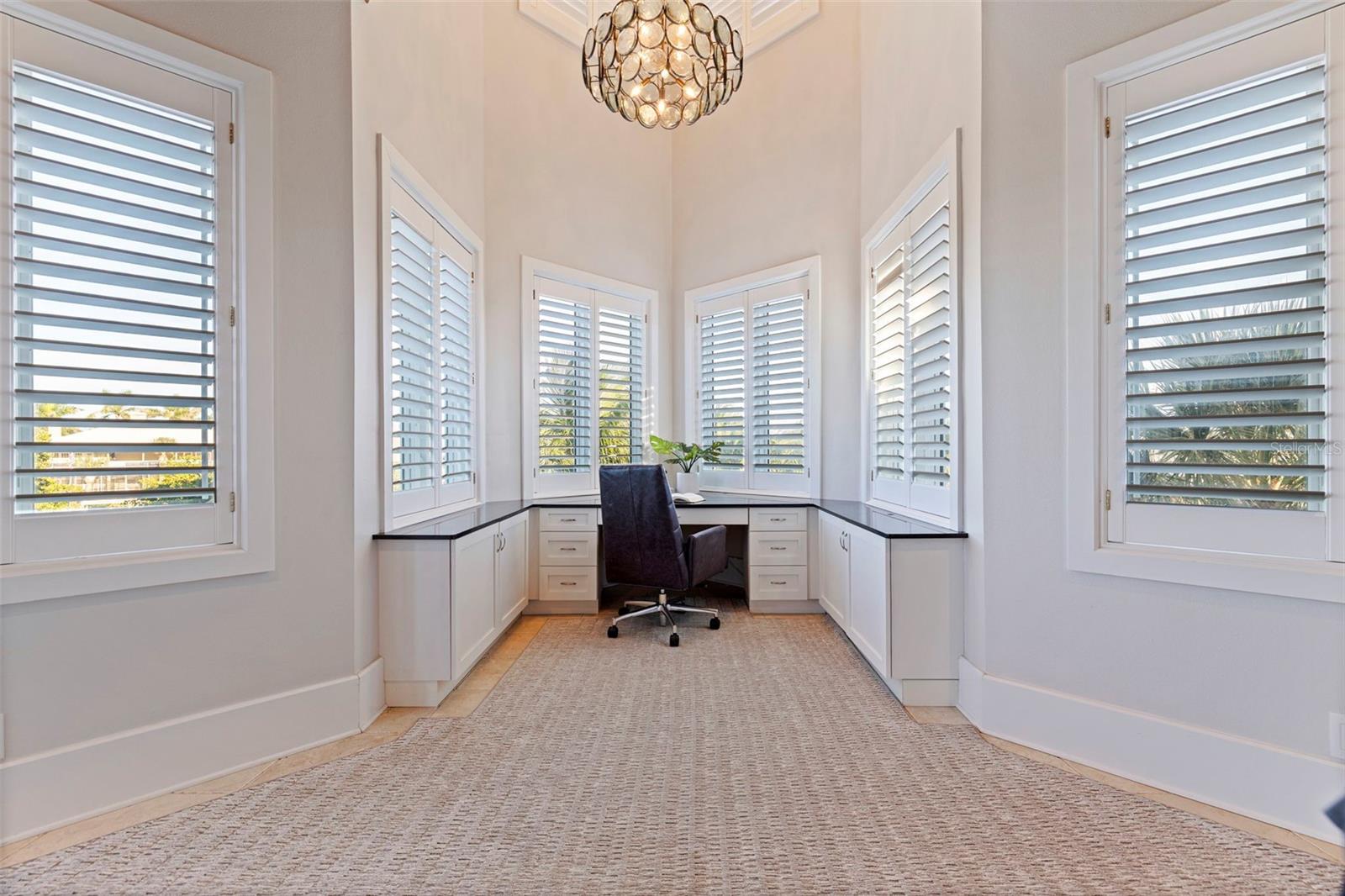 TB8434995 Property Photo