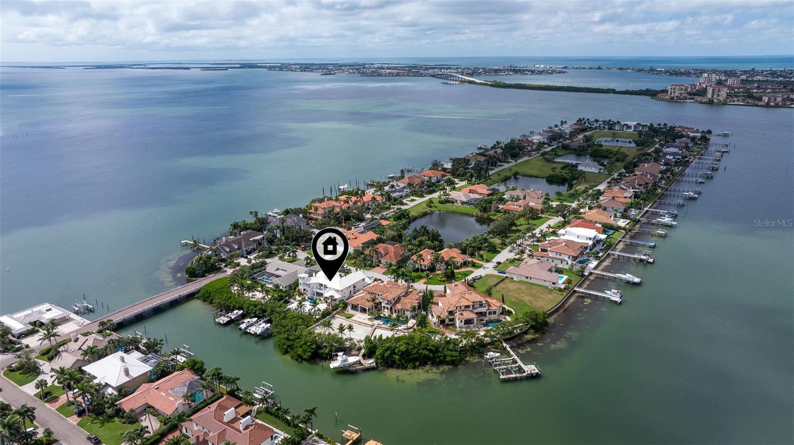 TB8434995 Property Photo