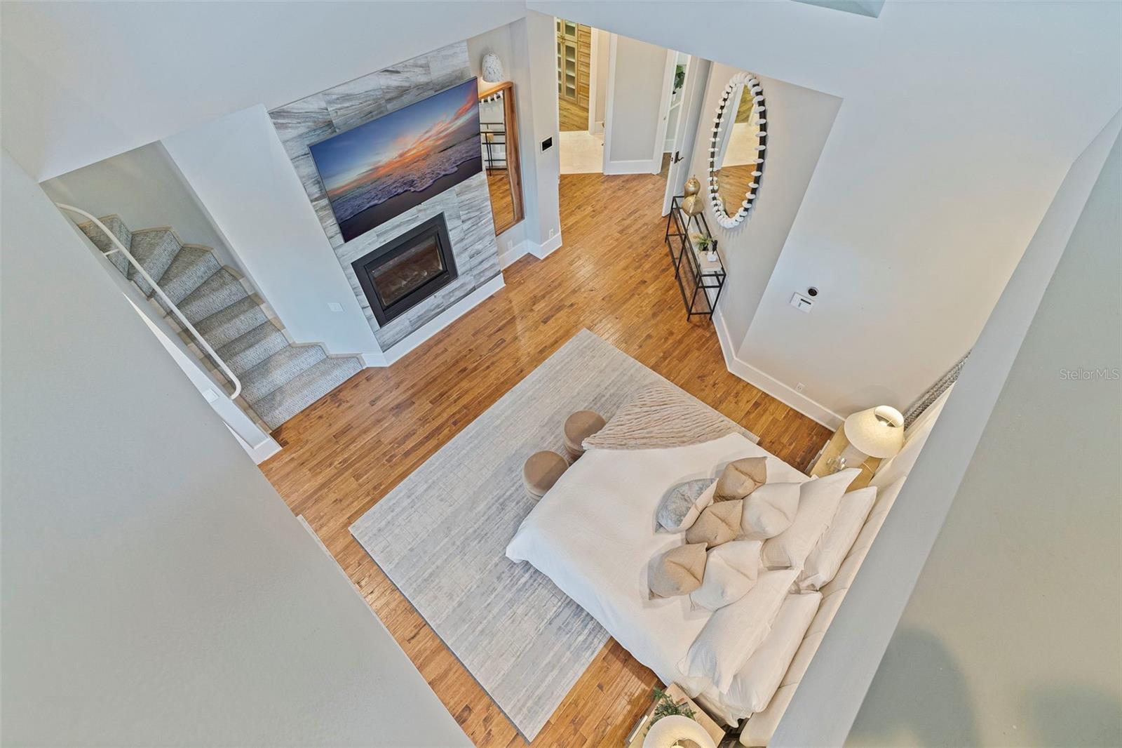 TB8434995 Property Photo