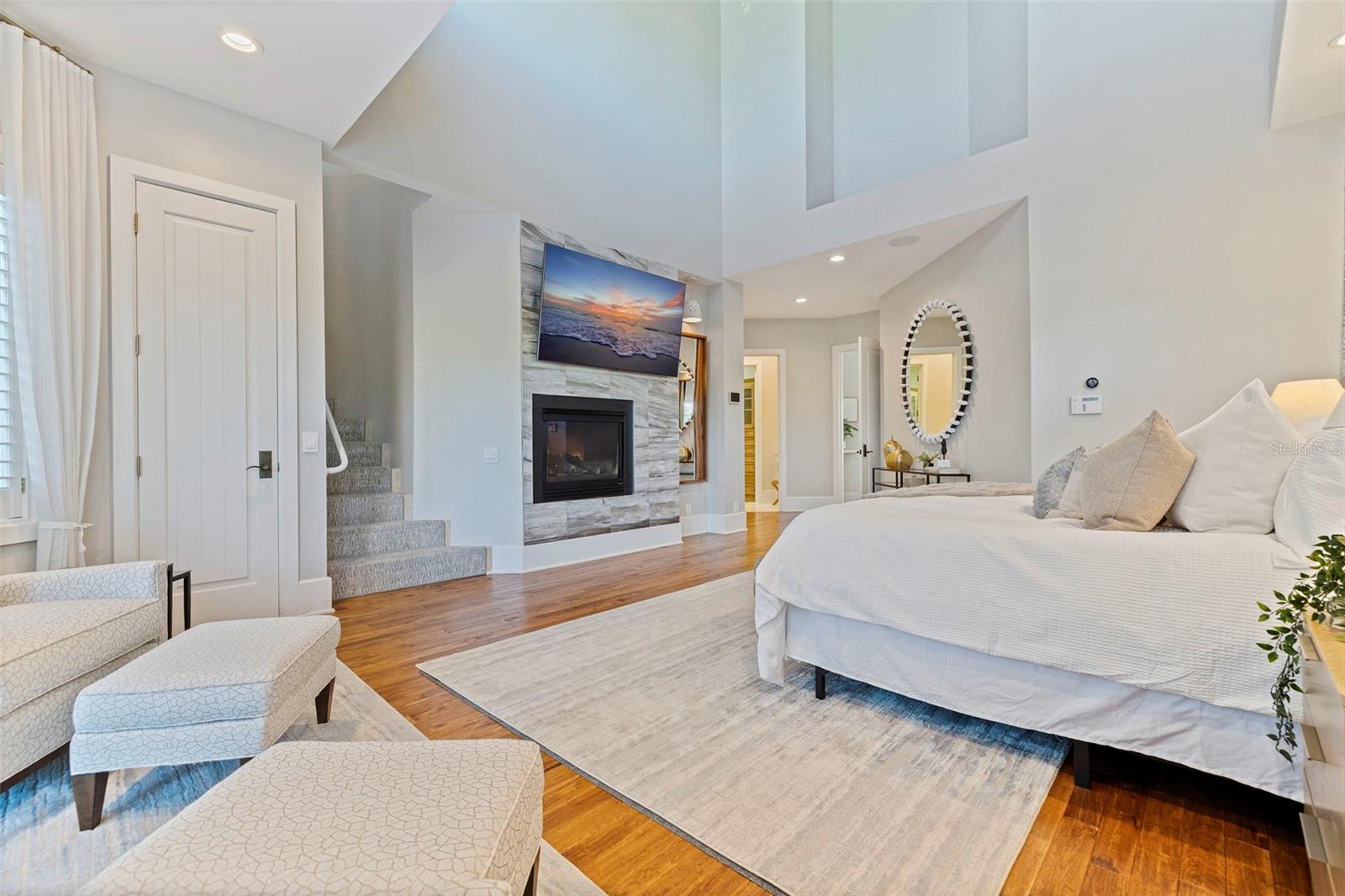 TB8434995 Property Photo