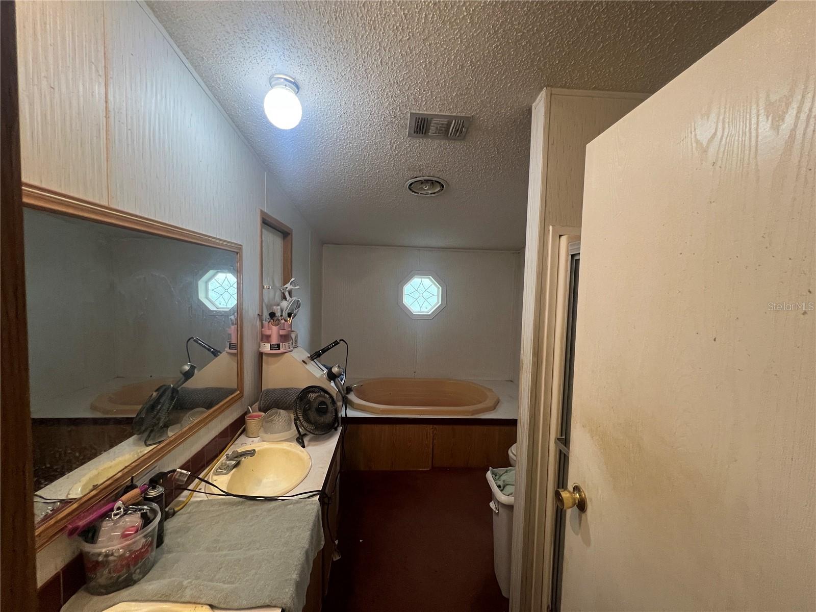 3208 SPRING LAKE RD, LAKE WALES, FL, 33898