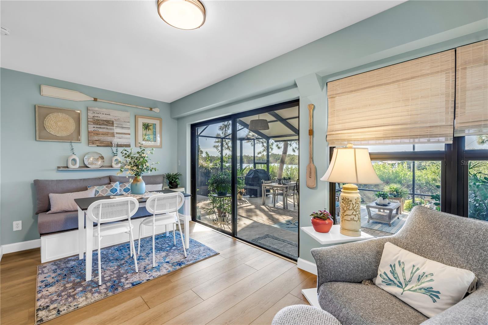 956 SAN CARLOS CT NE, ST PETERSBURG, FL, 33702