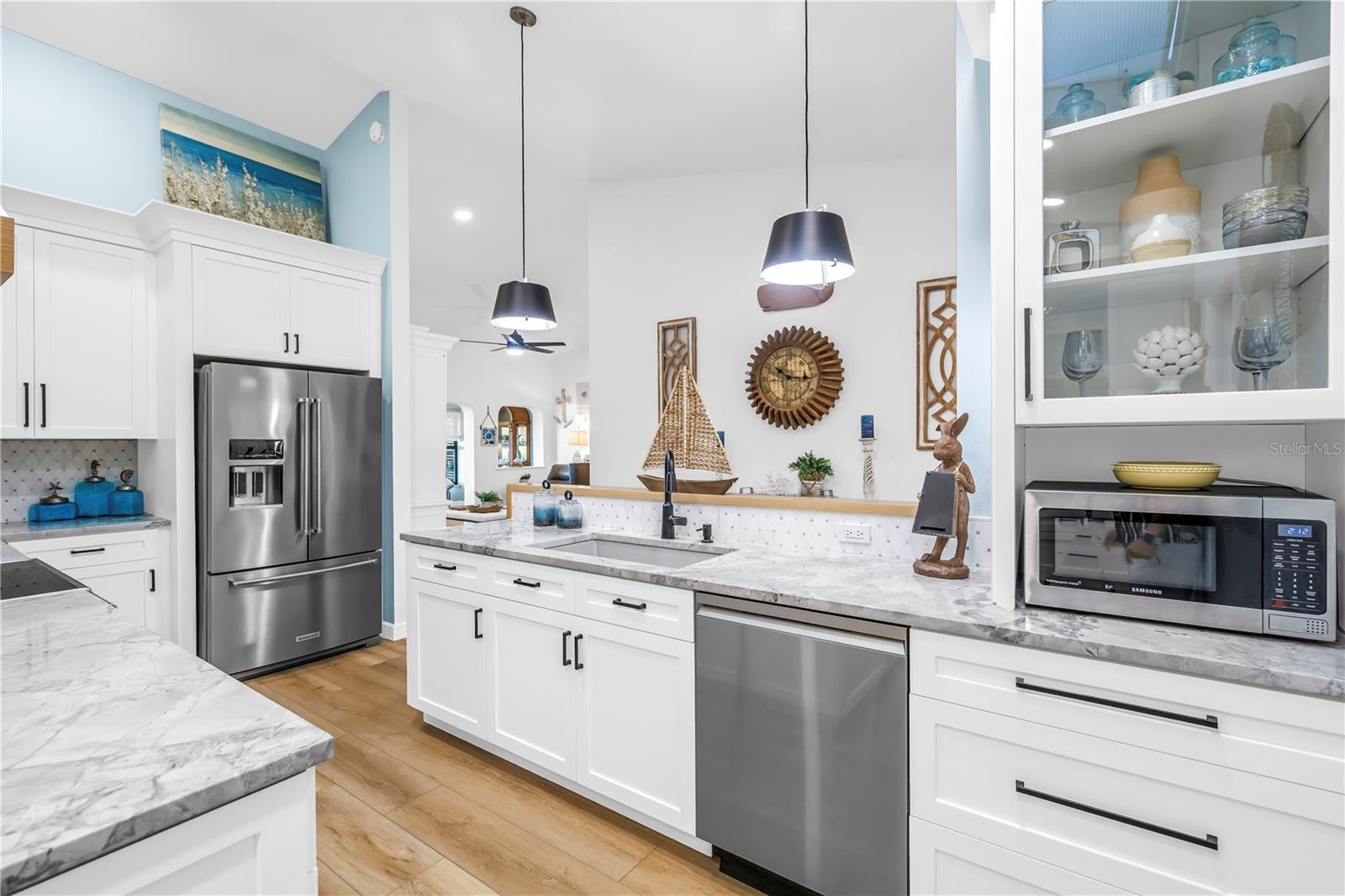 956 SAN CARLOS CT NE, ST PETERSBURG, FL, 33702