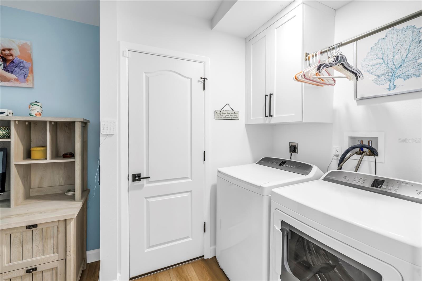 956 SAN CARLOS CT NE, ST PETERSBURG, FL, 33702