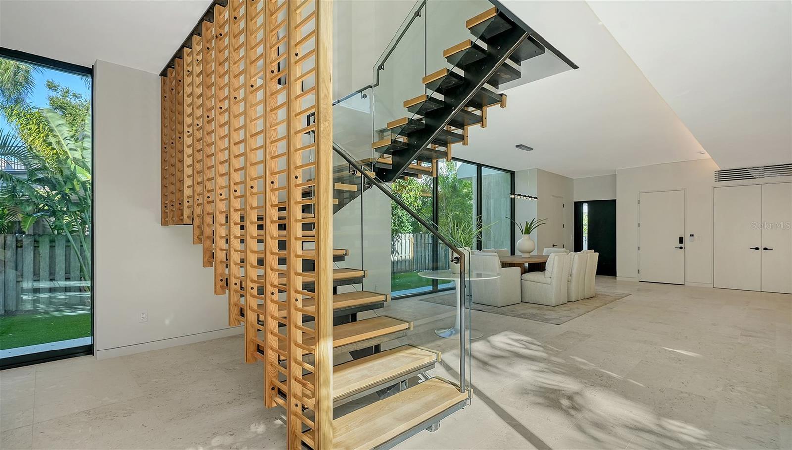 A4667508 Property Photo