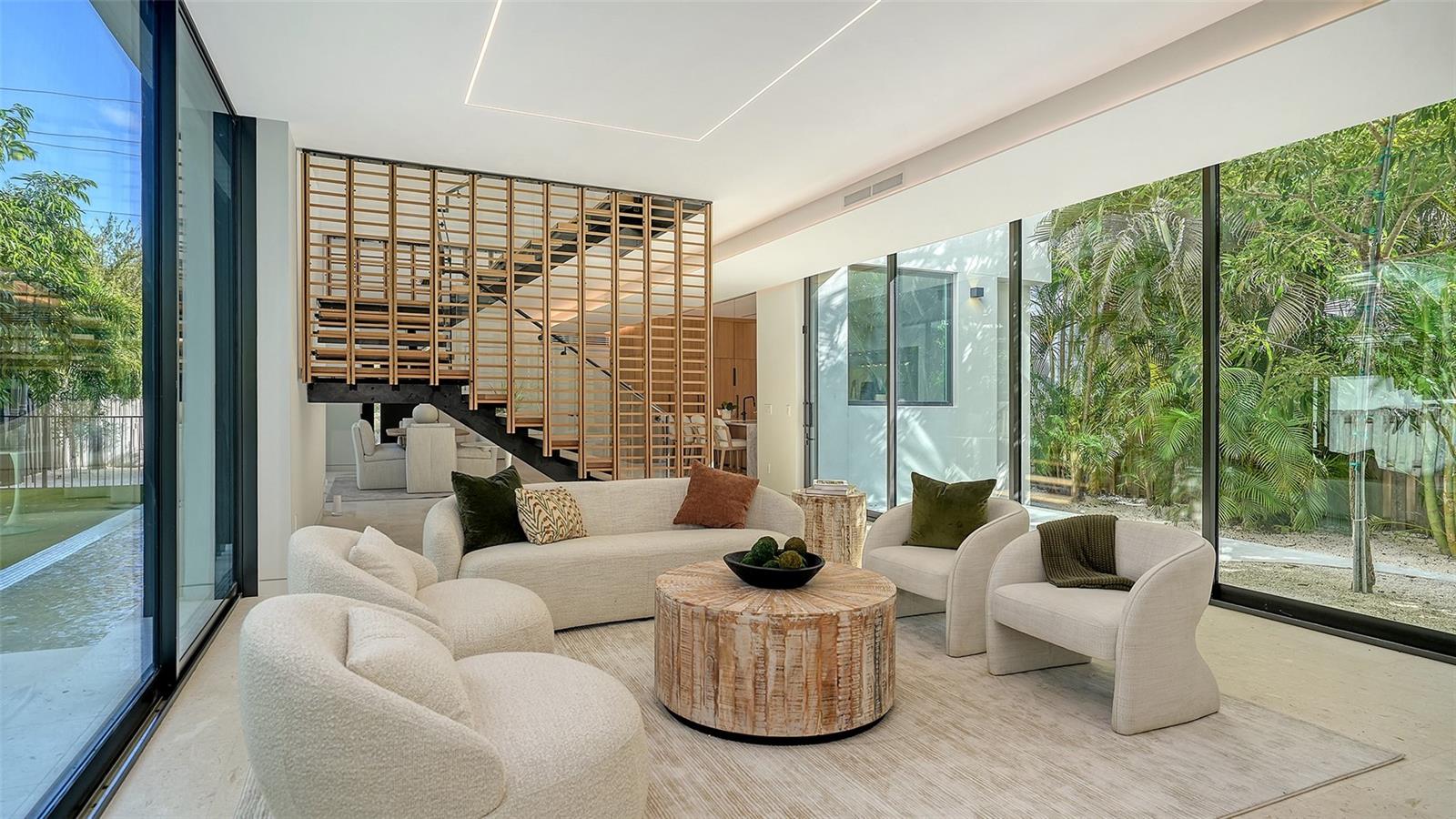 A4667508 Property Photo