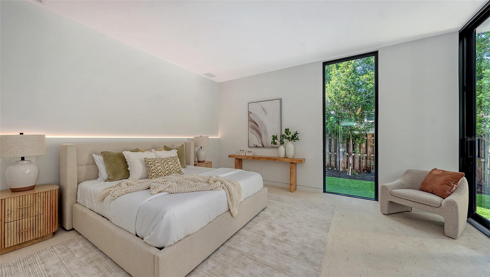 A4667508 Property Photo