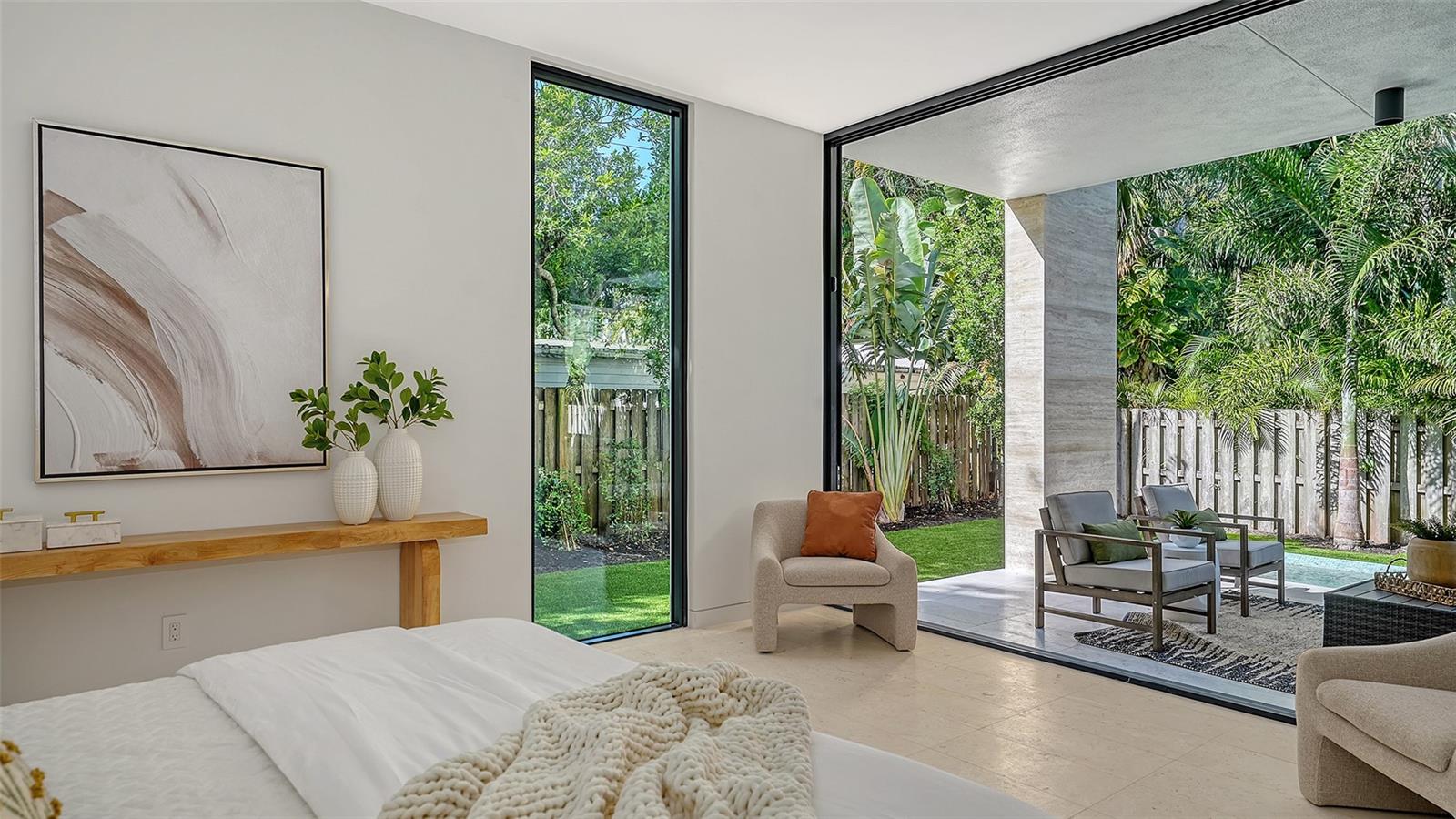 A4667508 Property Photo