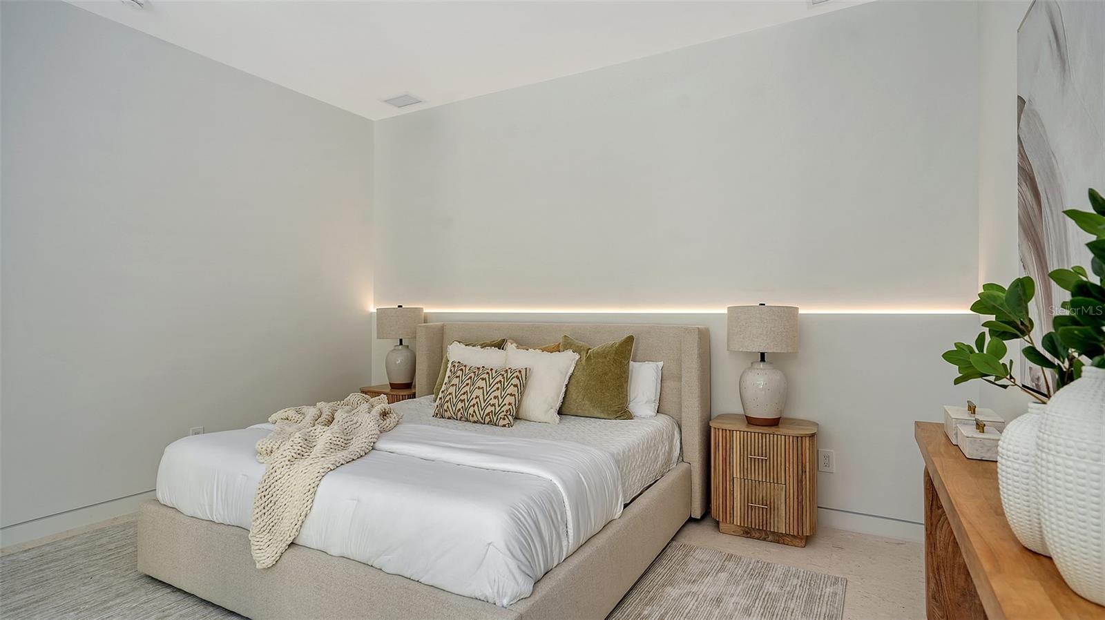 A4667508 Property Photo