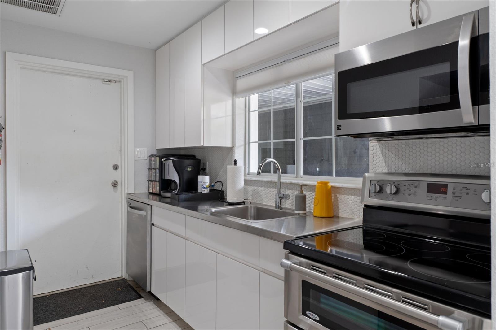 17110 GUNN HWY, ODESSA, FL, 33556