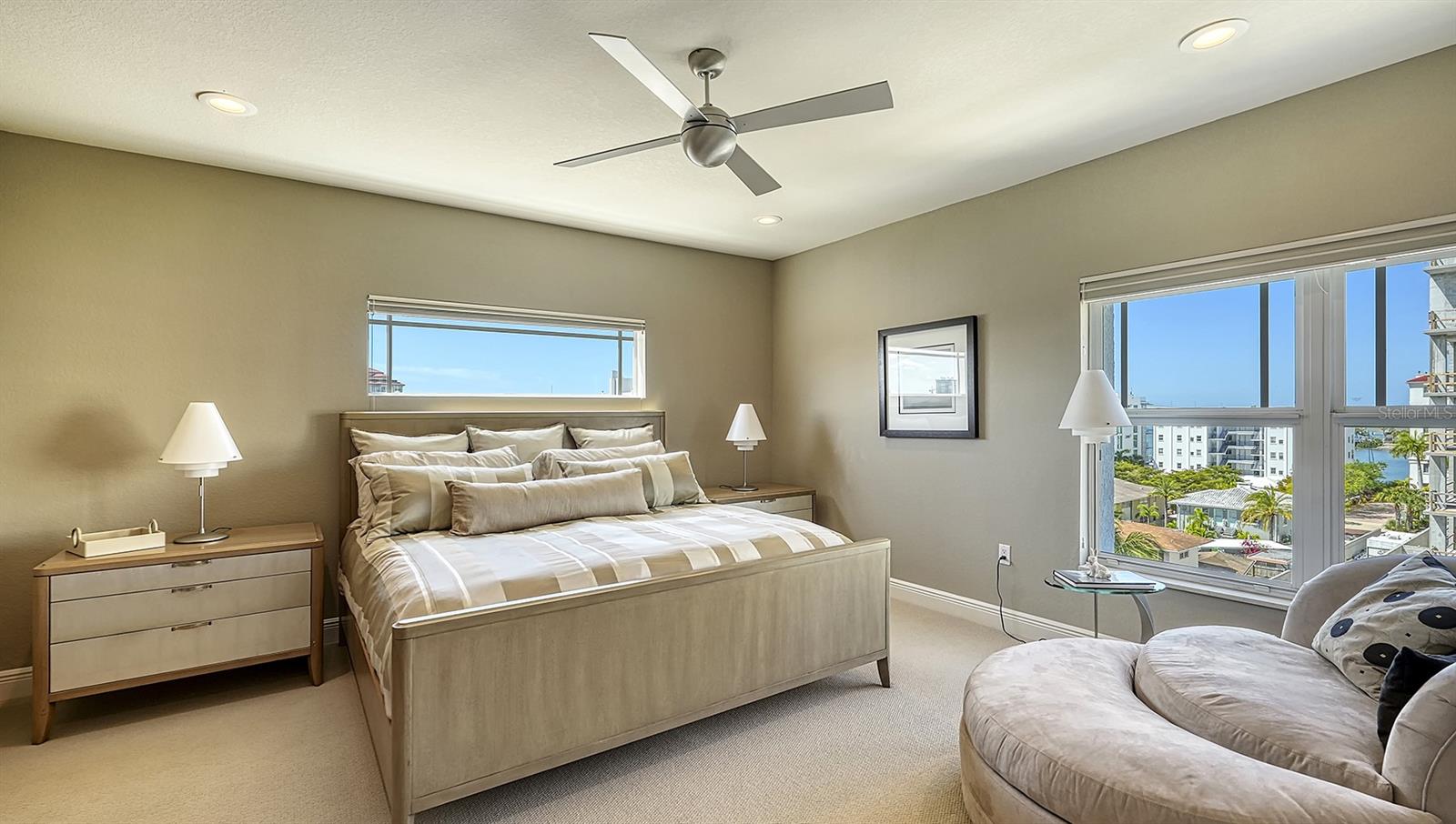 A4667515 Property Photo