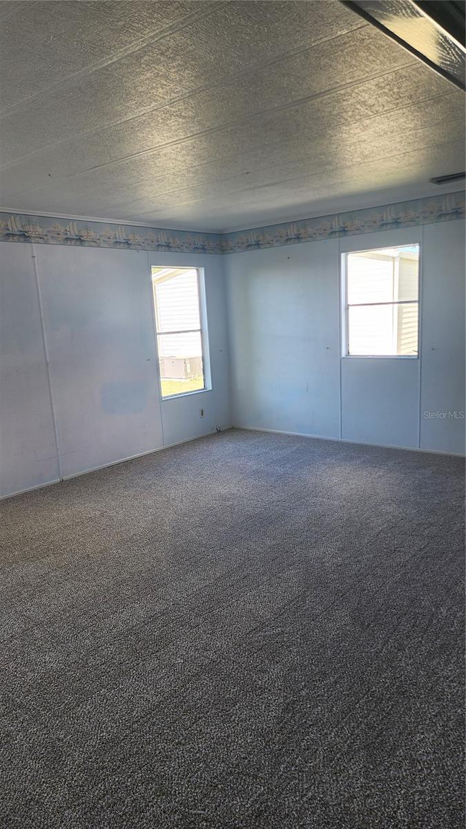 A4667528 Property Photo